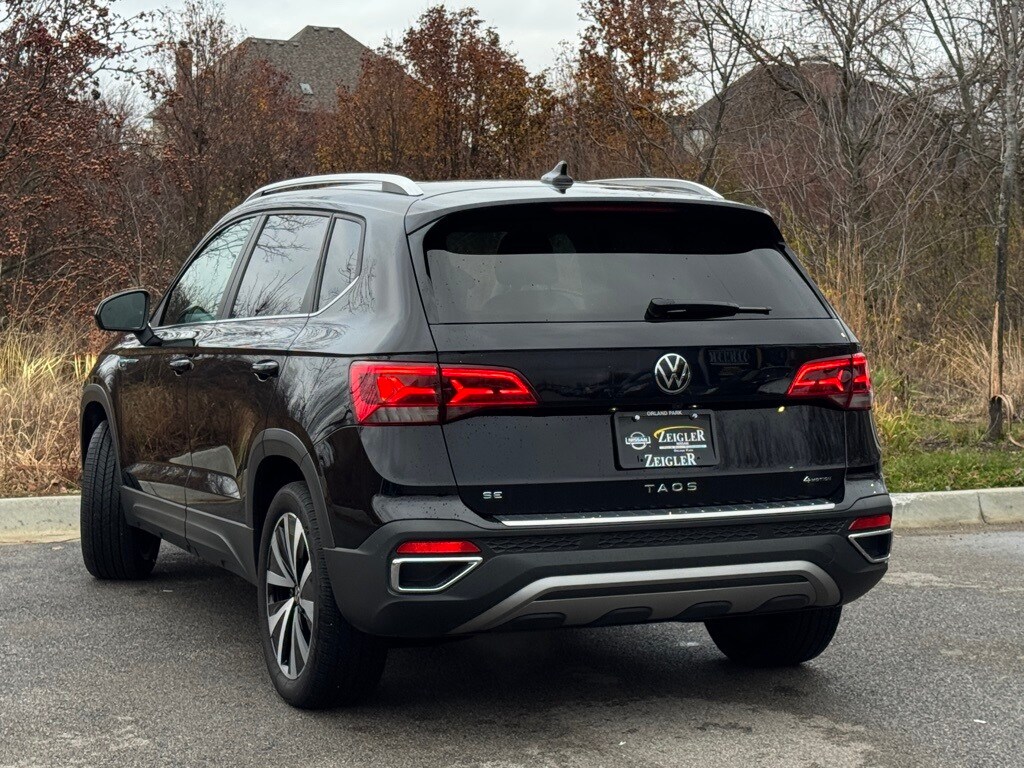 2022 Volkswagen Taos SE photo 4