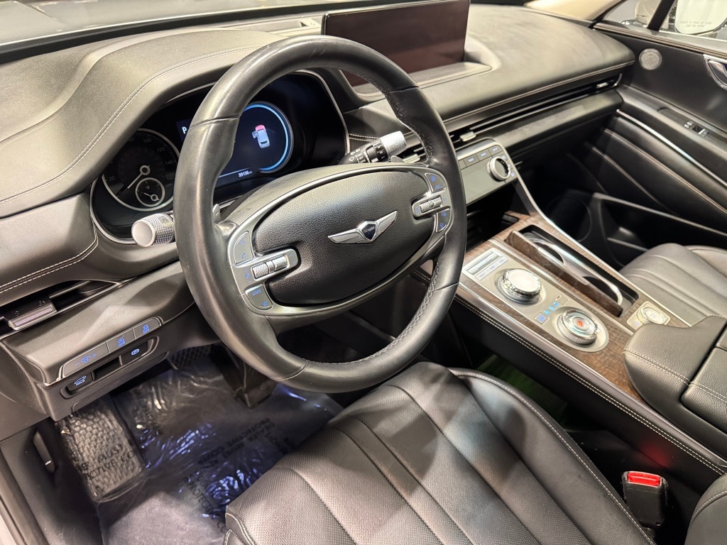 2024 GENESIS GV80 - Image 17
