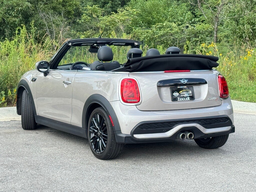 2024 Mini Cooper Convertible S photo 4