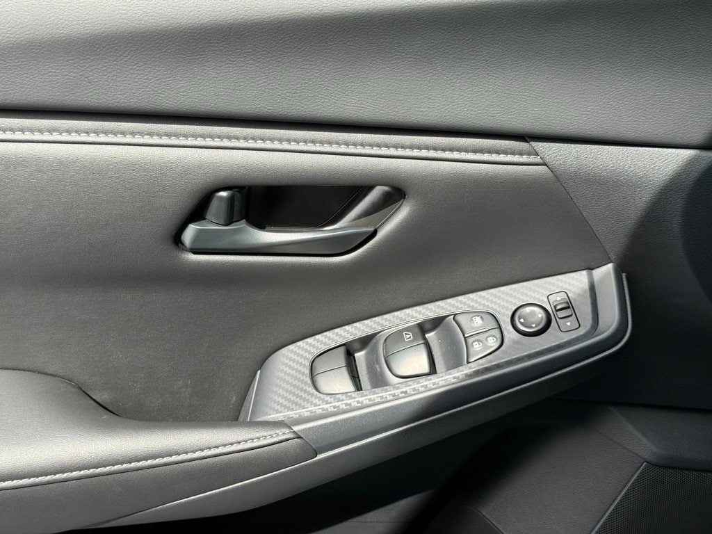 2025 NISSAN SENTRA - Image 18