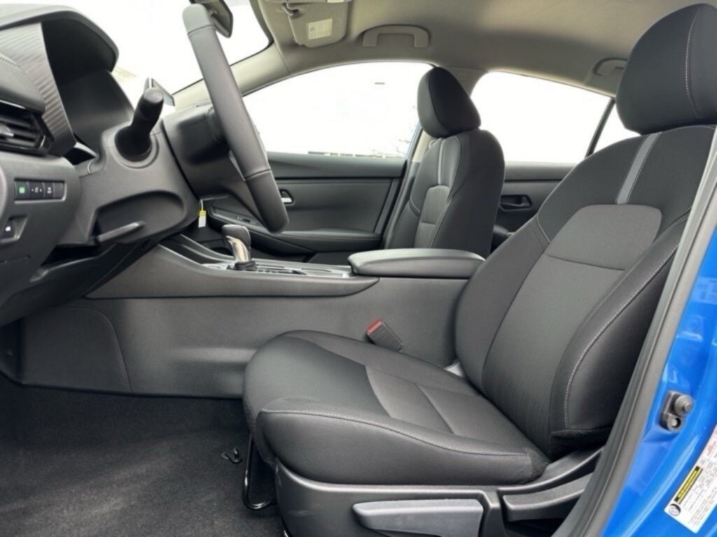 2025 NISSAN SENTRA - Image 17