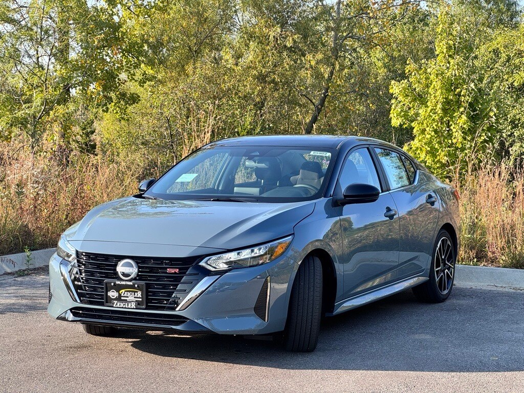 New 2025 Nissan Sentra SR Sedan