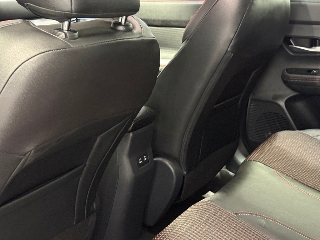 2025 NISSAN KICKS MPV - Image 19