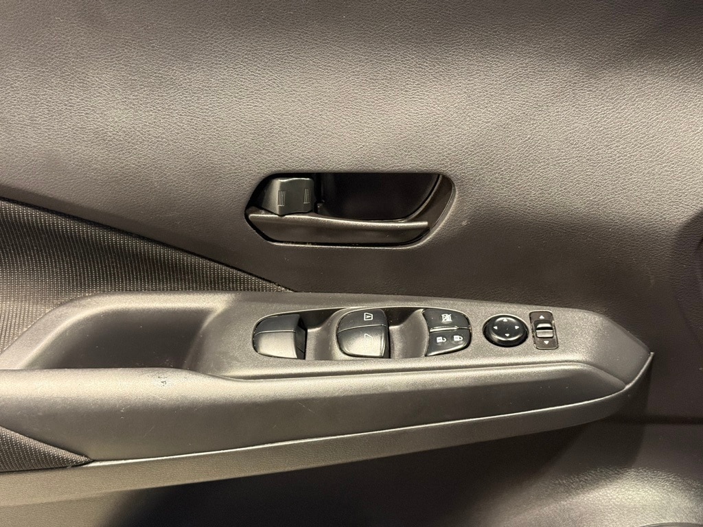 2024 NISSAN KICKS - Image 28