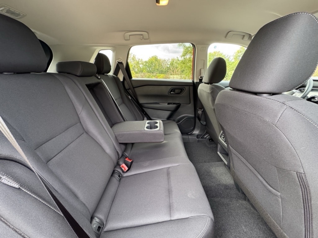 2025 NISSAN ROGUE - Image 23