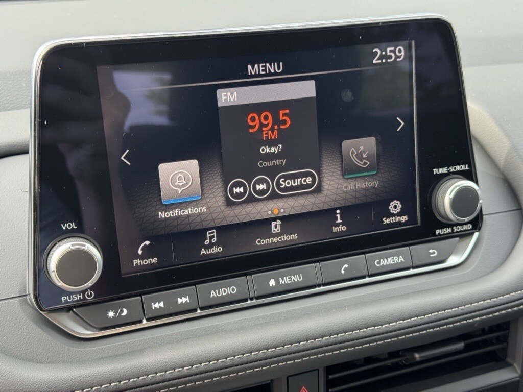 2025 NISSAN ROGUE - Image 9