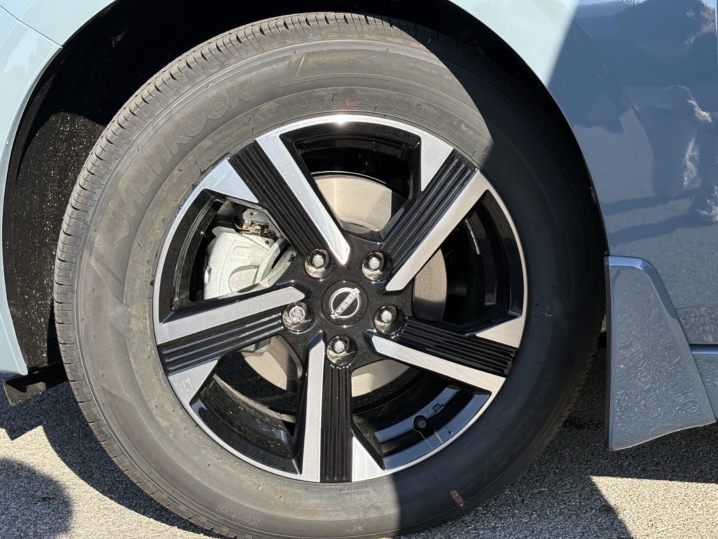 2025 NISSAN SENTRA - Image 7