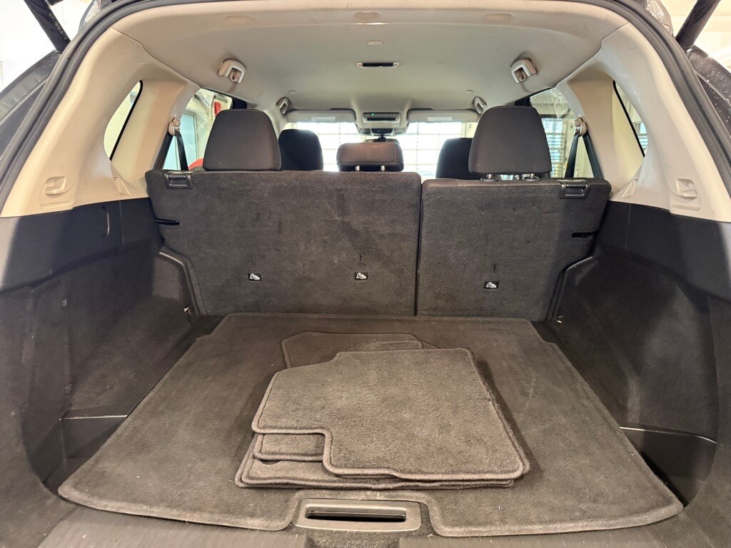 2024 NISSAN ROGUE - Image 26