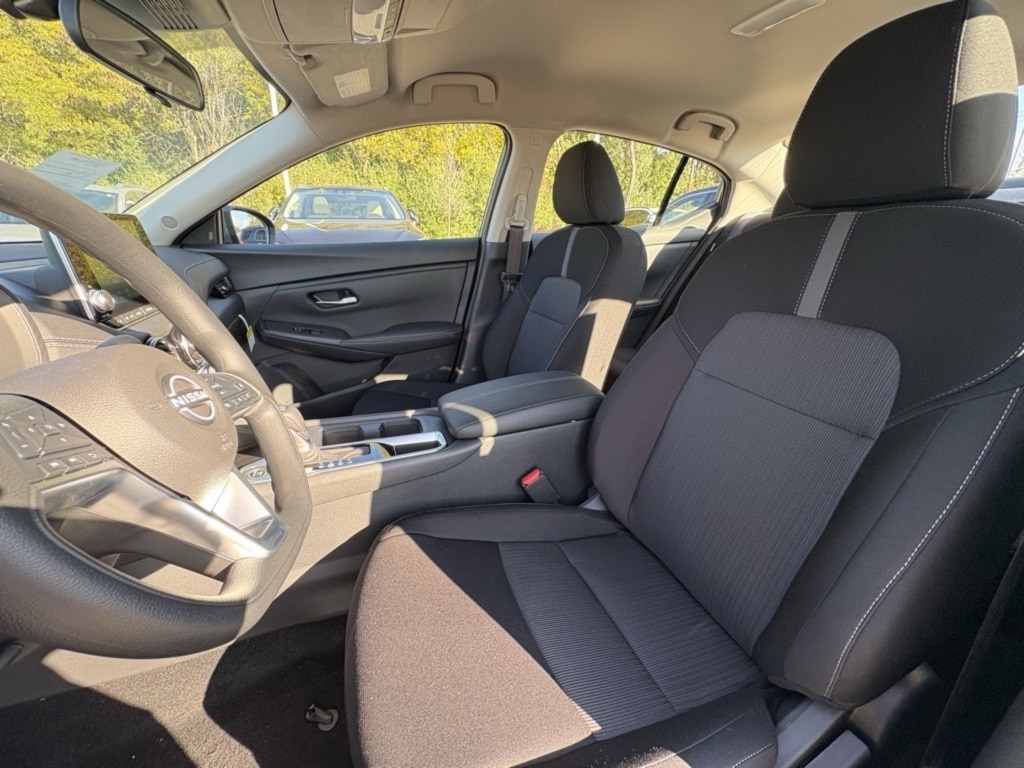 2025 NISSAN SENTRA - Image 15