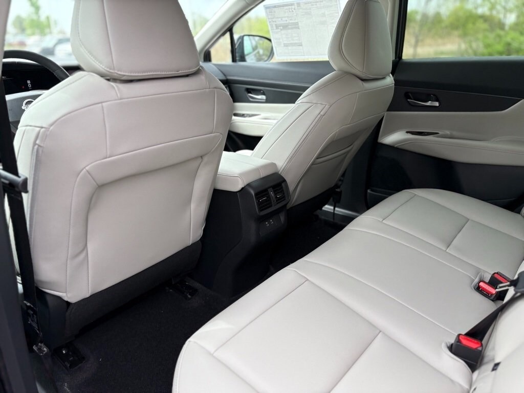 2025 NISSAN MURANO - Image 22