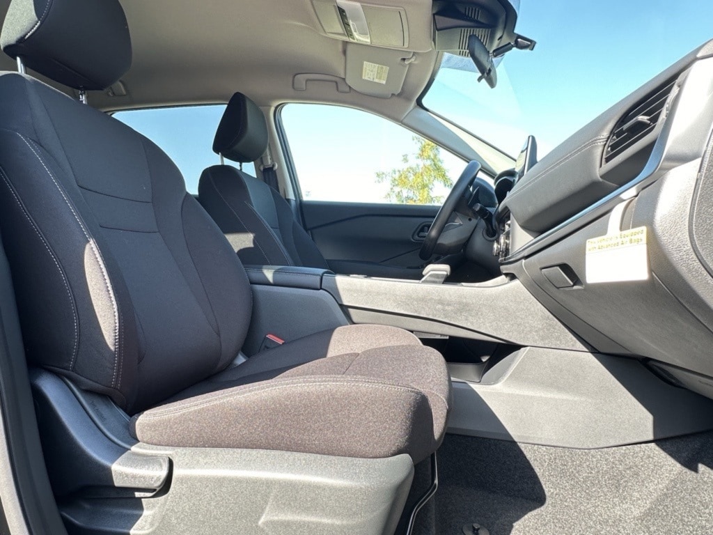 2025 NISSAN ROGUE - Image 23