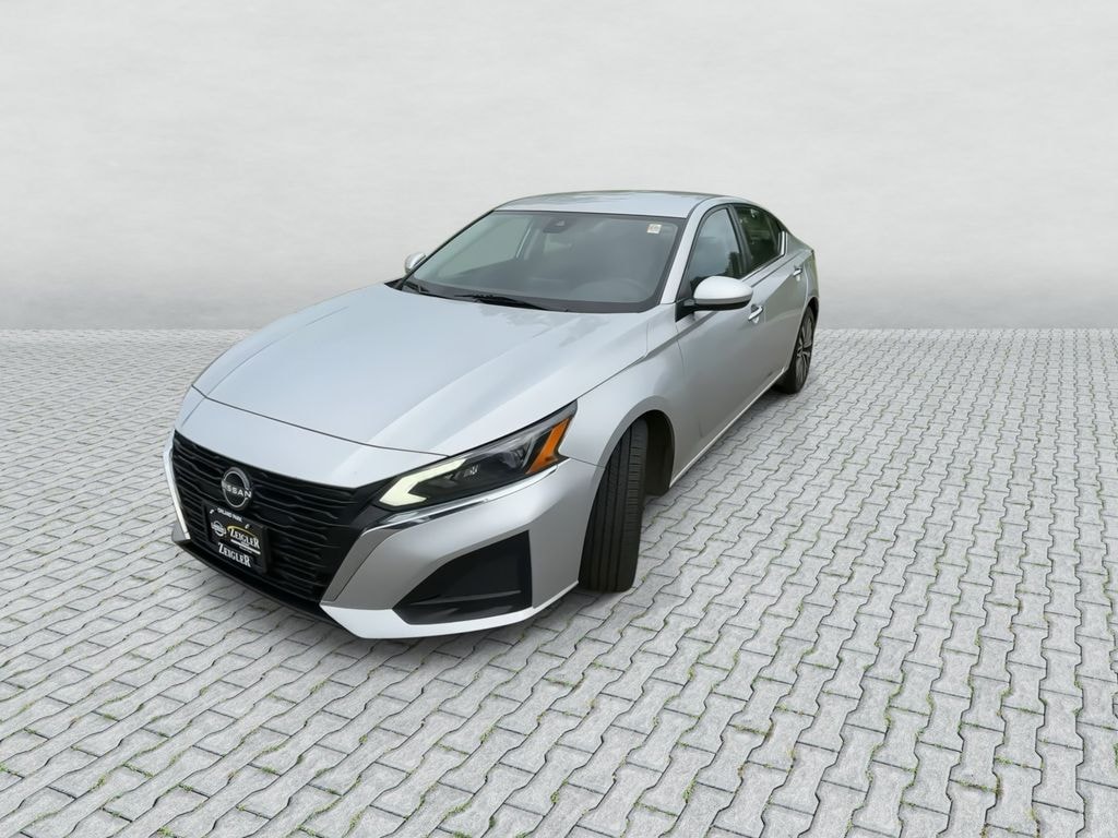Certified 2023 Nissan Altima 2.5 SV Sedan