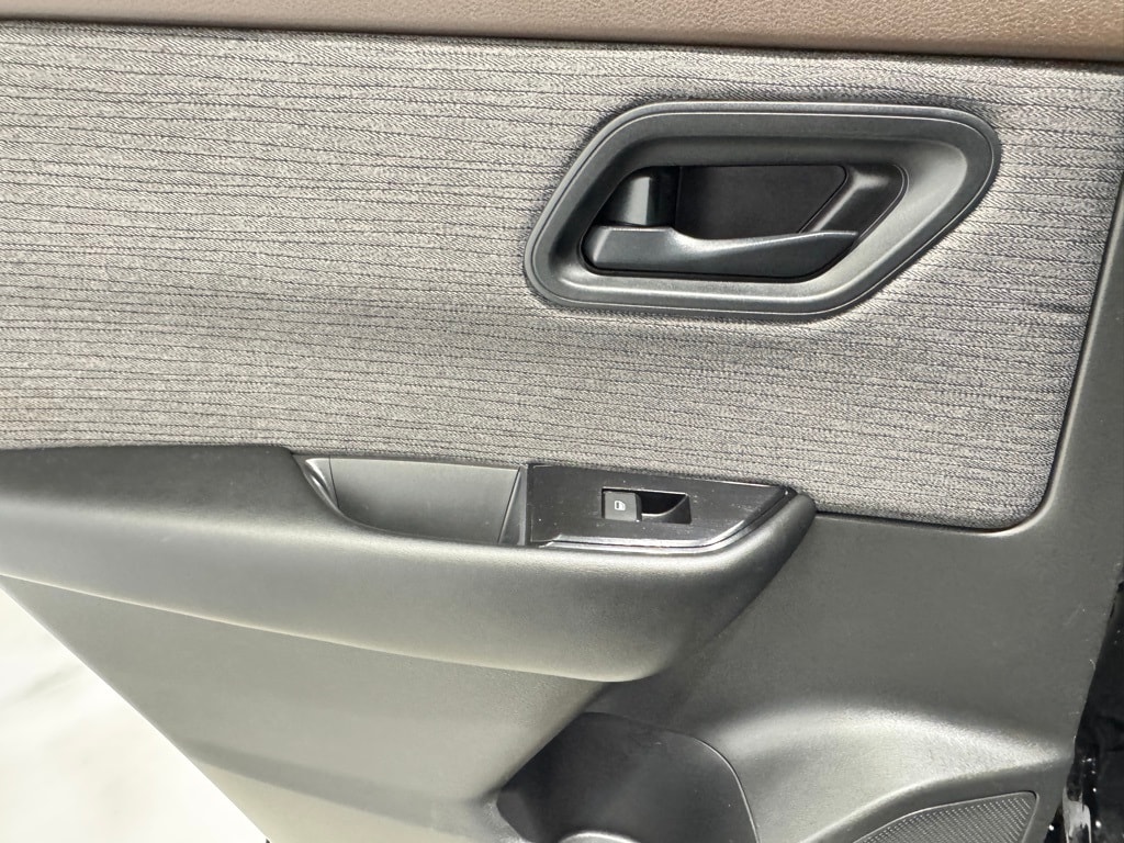 2023 NISSAN ROGUE - Image 22