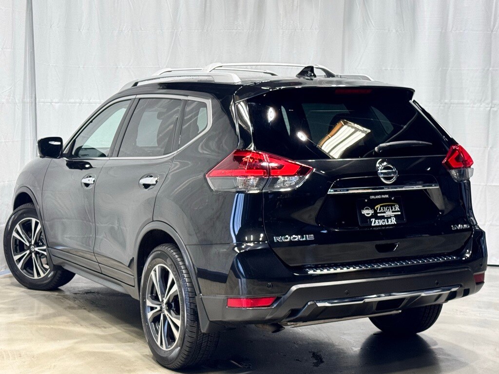 2020 Nissan Rogue SV AWD photo 4