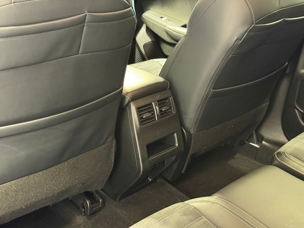 2024 MITSUBISHI OUTLANDER - Image 28