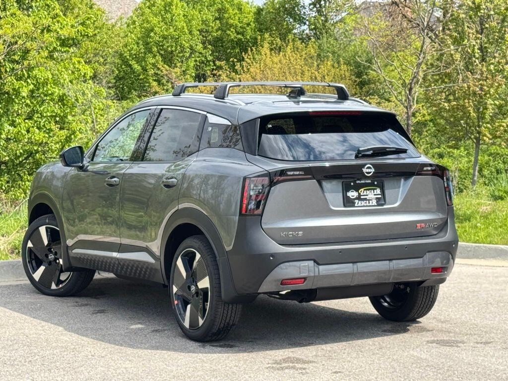 New 2026 Nissan Kicks SR SUV