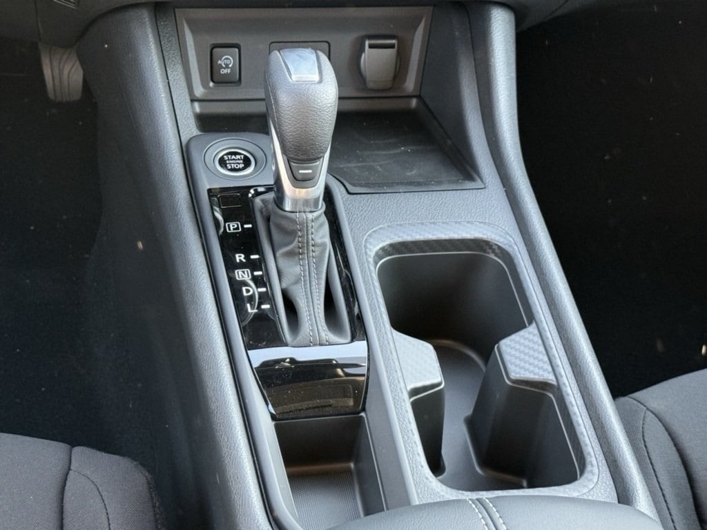 2025 NISSAN SENTRA - Image 11