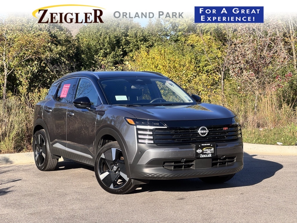 2025 NISSAN KICKS MPV - Image 1