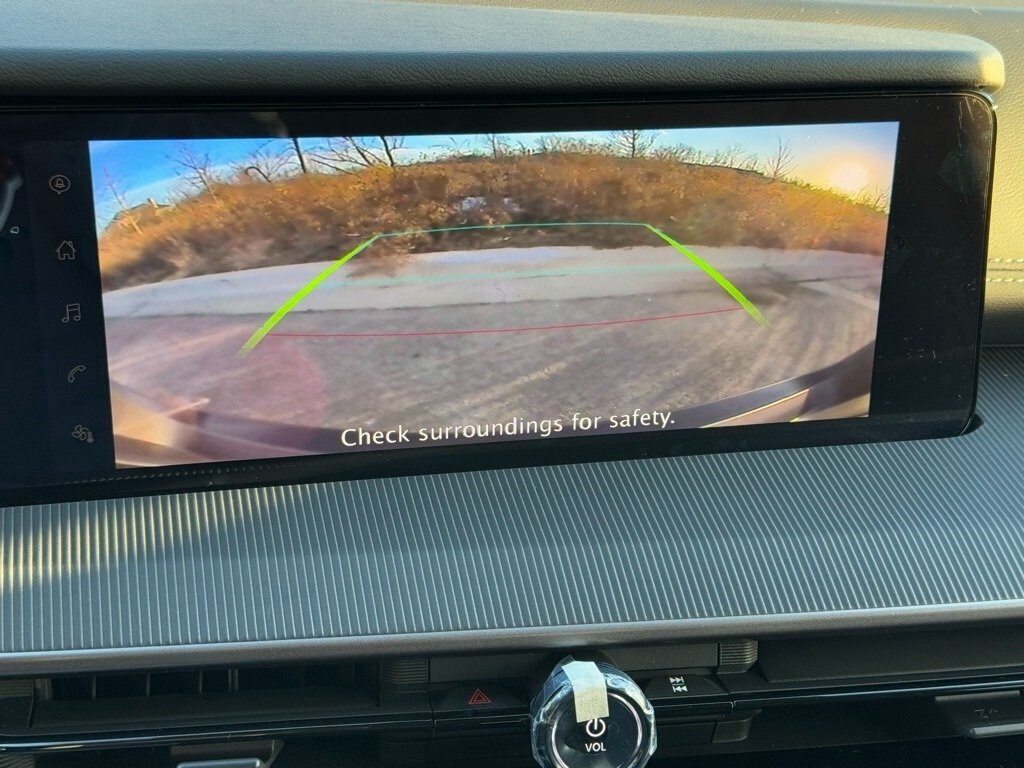 2025 NISSAN MURANO - Image 11