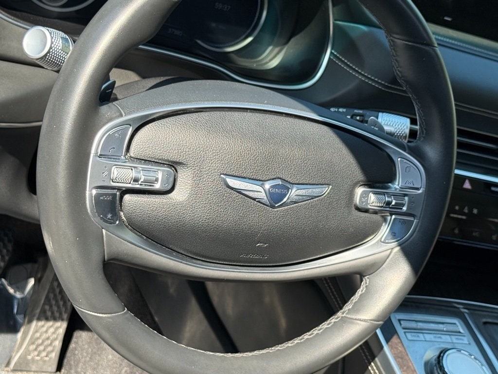 2024 GENESIS GV80 - Image 17