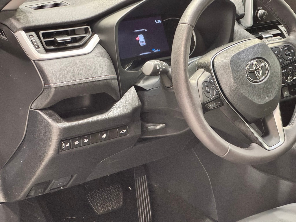 2023 TOYOTA RAV4 - Image 17