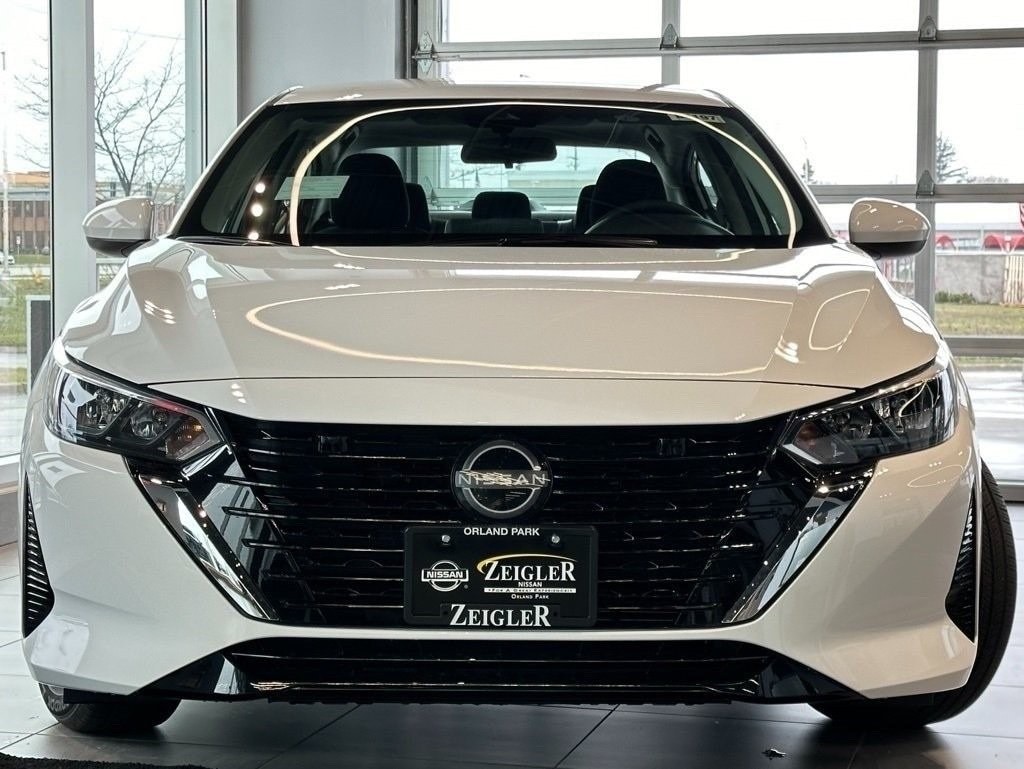 2025 NISSAN SENTRA - Image 2