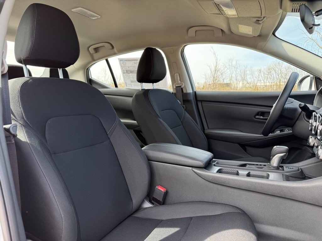 2025 NISSAN SENTRA - Image 29