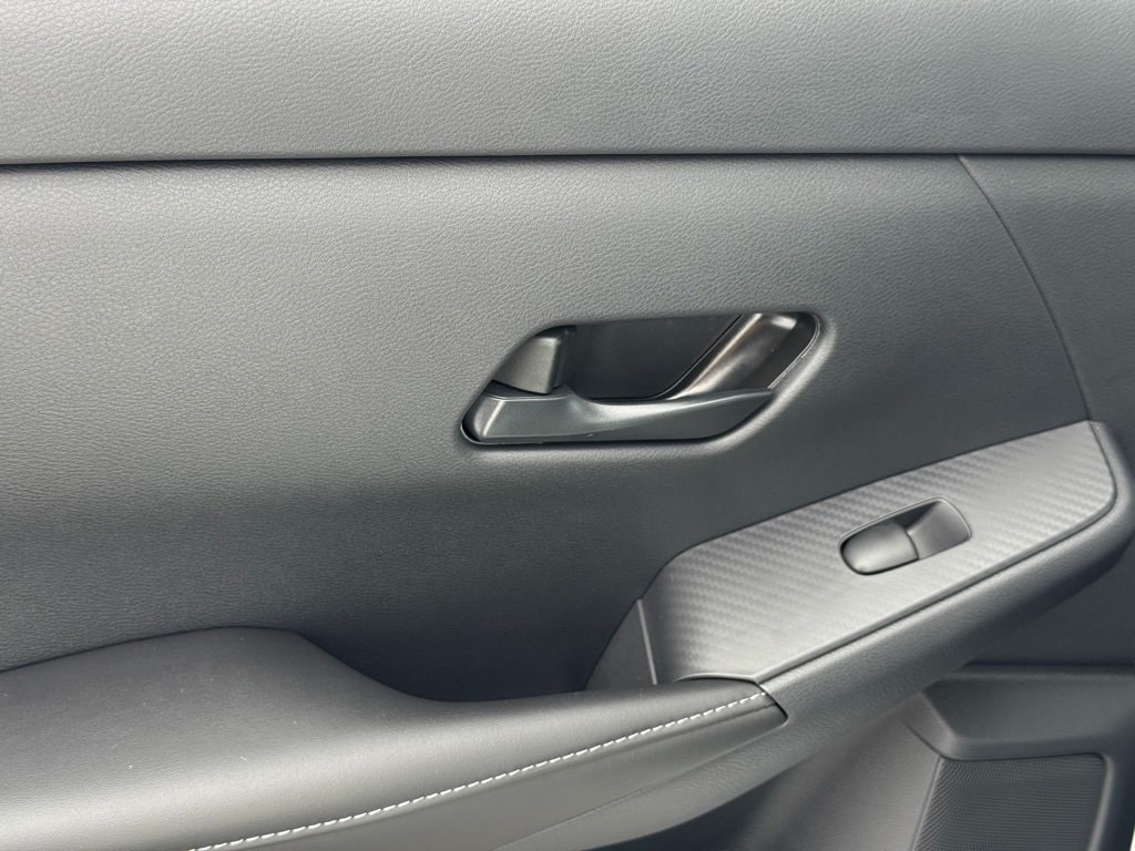 2025 NISSAN SENTRA - Image 20