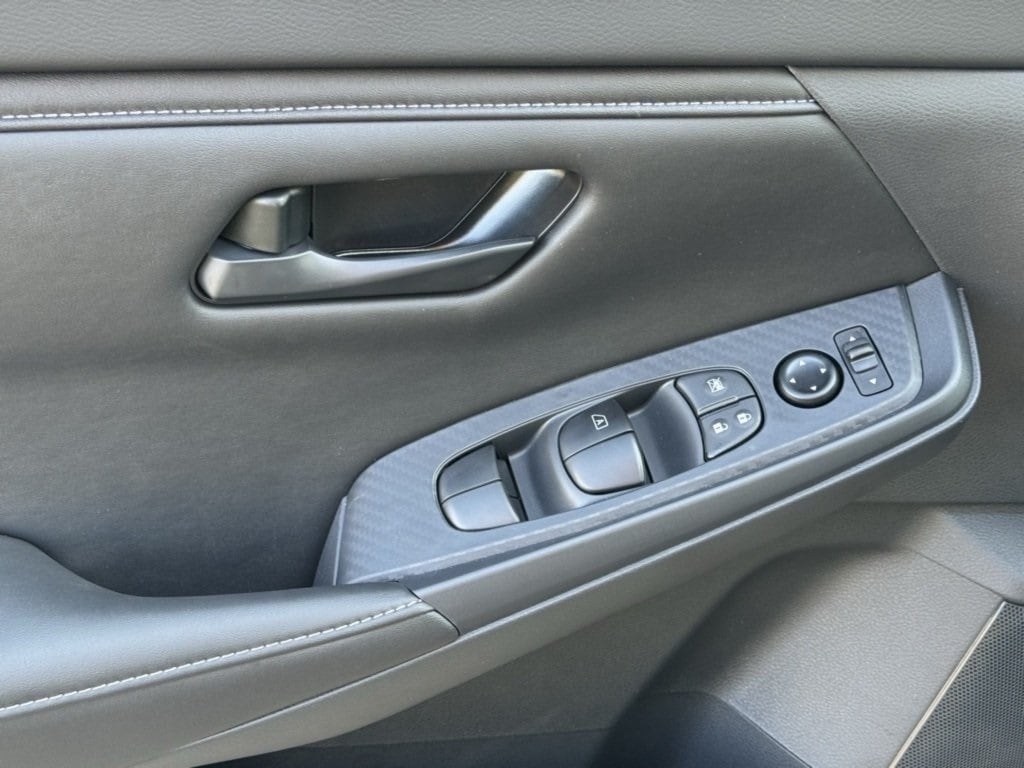 2025 NISSAN SENTRA - Image 14