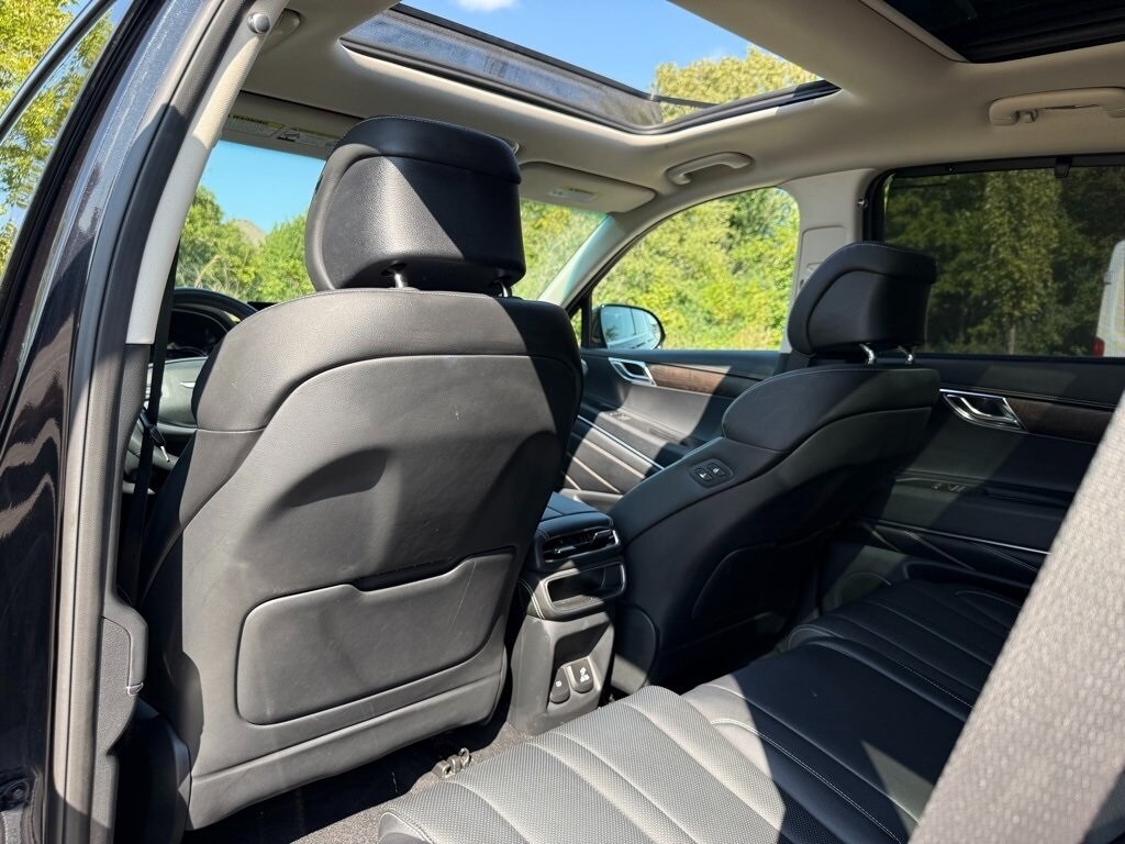 2024 GENESIS GV80 - Image 25