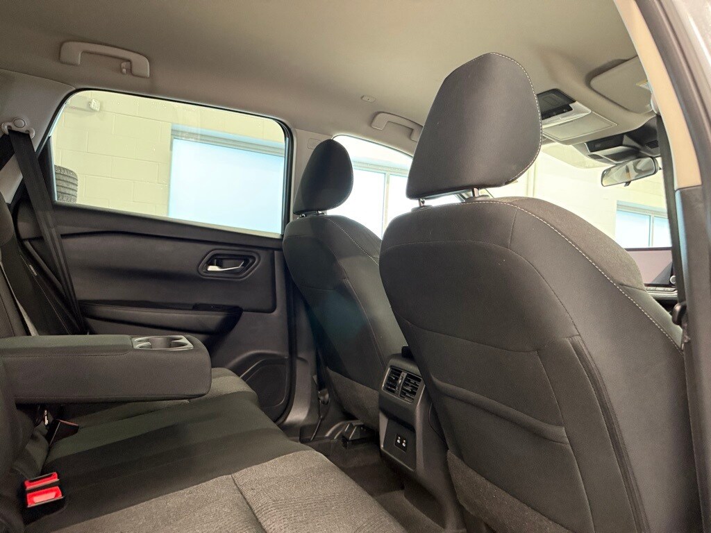 2024 NISSAN ROGUE - Image 25