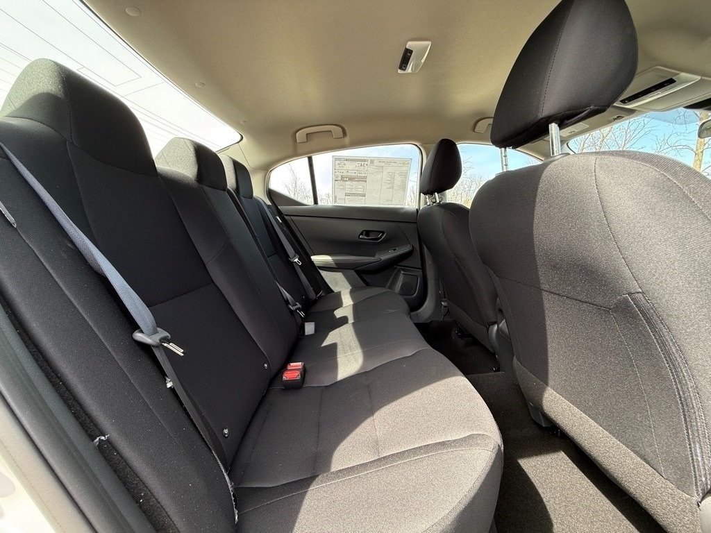 2025 NISSAN SENTRA - Image 25