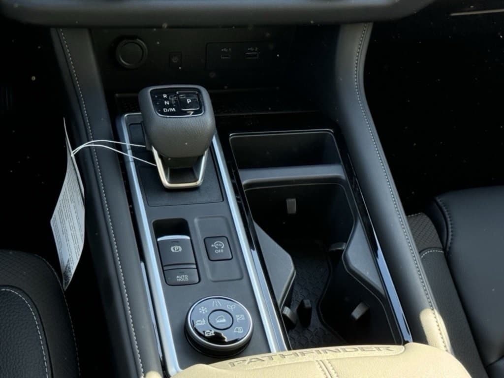 2025 NISSAN PATHFINDER - Image 15