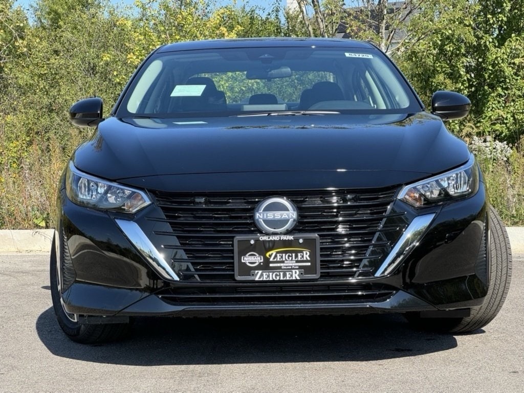 New 2025 Nissan Sentra SV Sedan