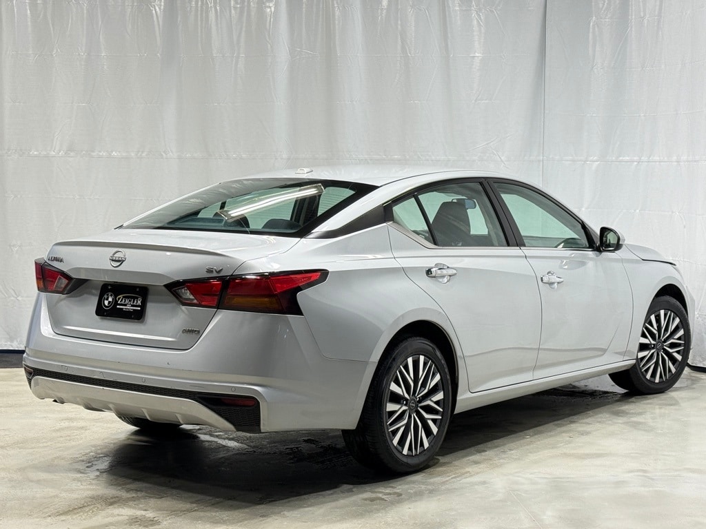 2023 NISSAN ALTIMA - Image 4