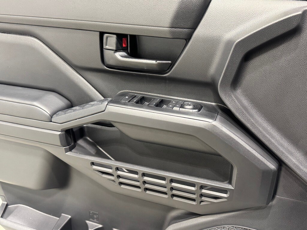 2025 TOYOTA TACOMA - Image 18