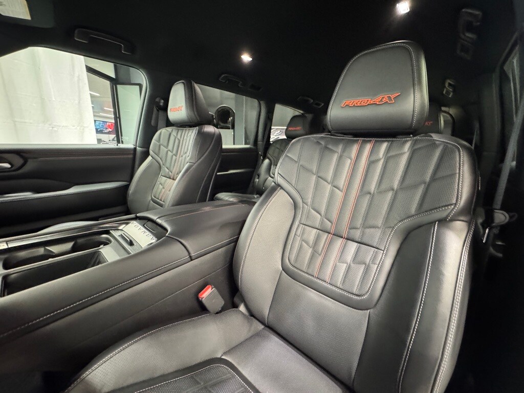 2025 NISSAN ARMADA - Image 21