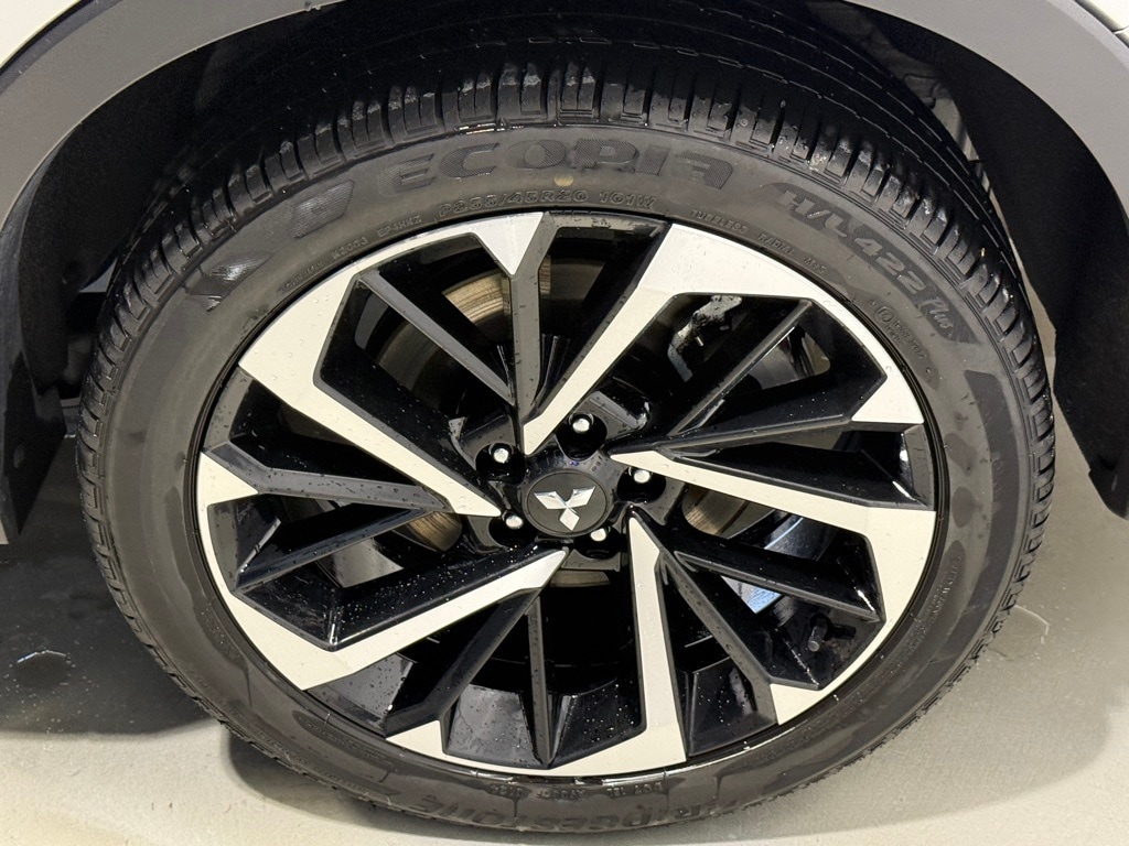 2024 MITSUBISHI OUTLANDER - Image 15