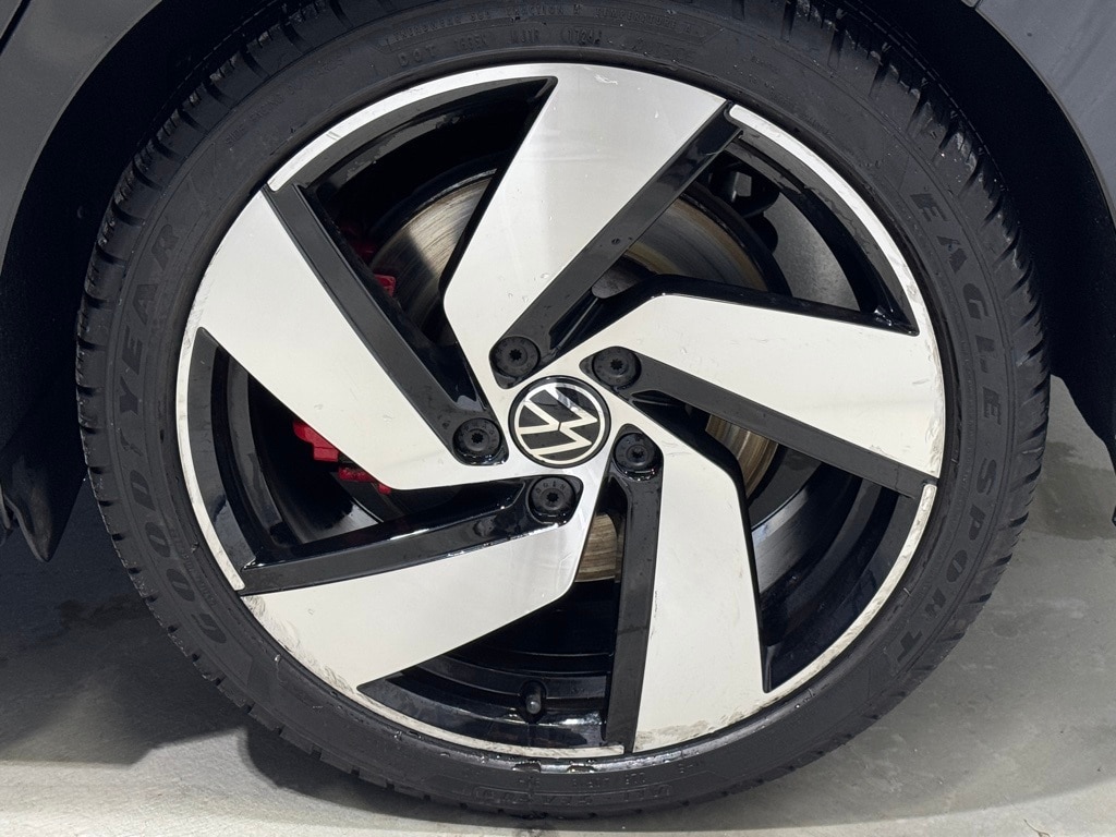 2024 VOLKSWAGEN GOLF GTI - Image 8