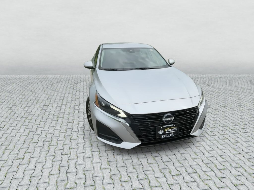 Certified 2023 Nissan Altima 2.5 SV Sedan