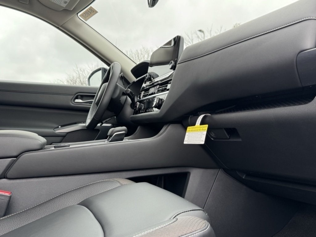 2025 NISSAN PATHFINDER - Image 27