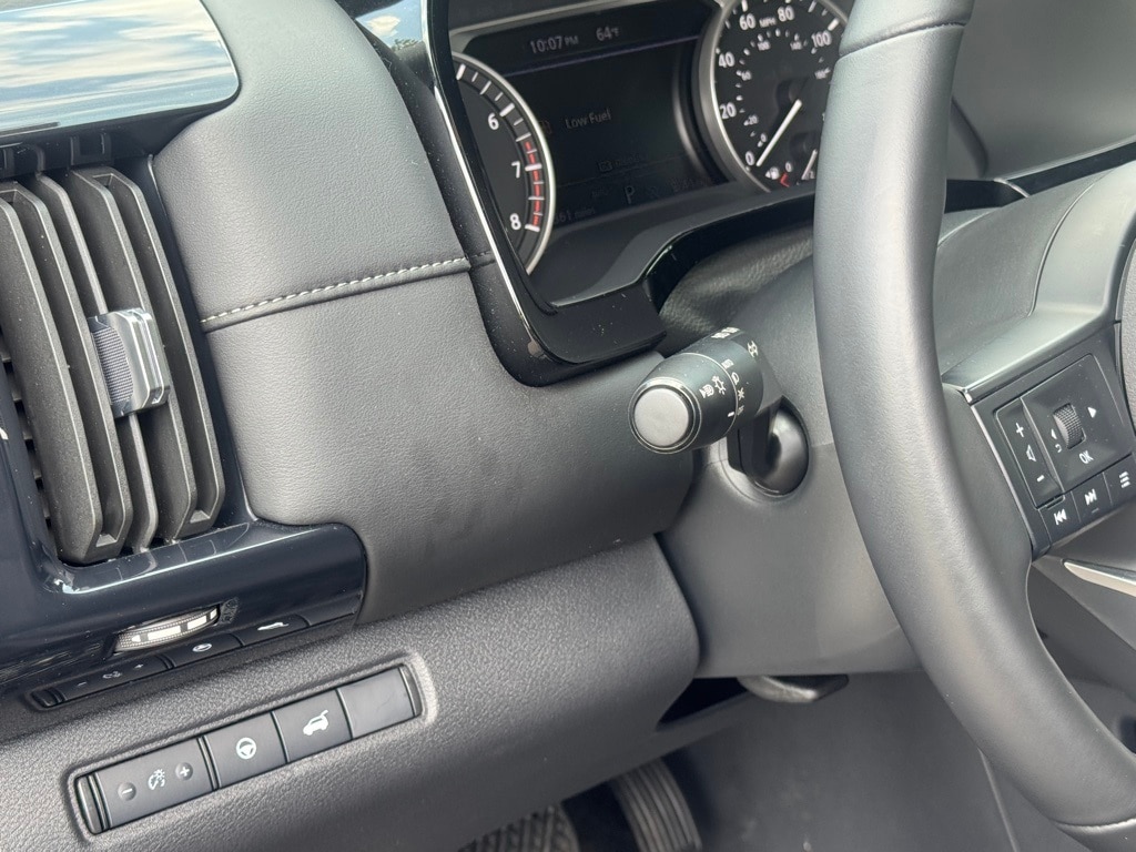 2025 NISSAN PATHFINDER - Image 16