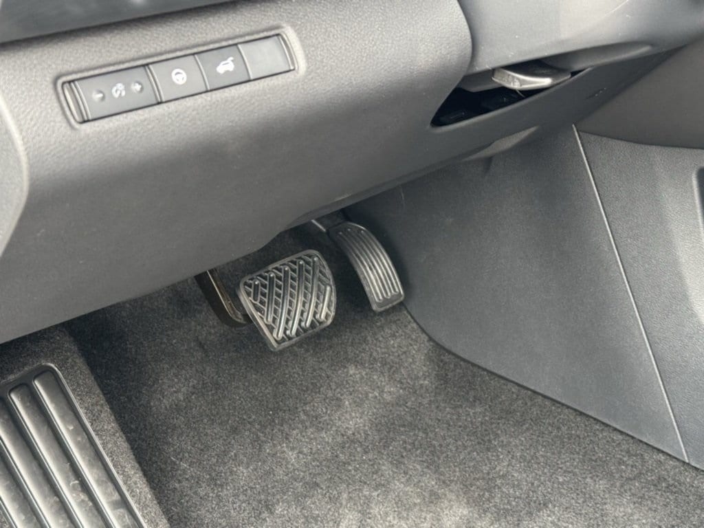 2025 NISSAN PATHFINDER - Image 16