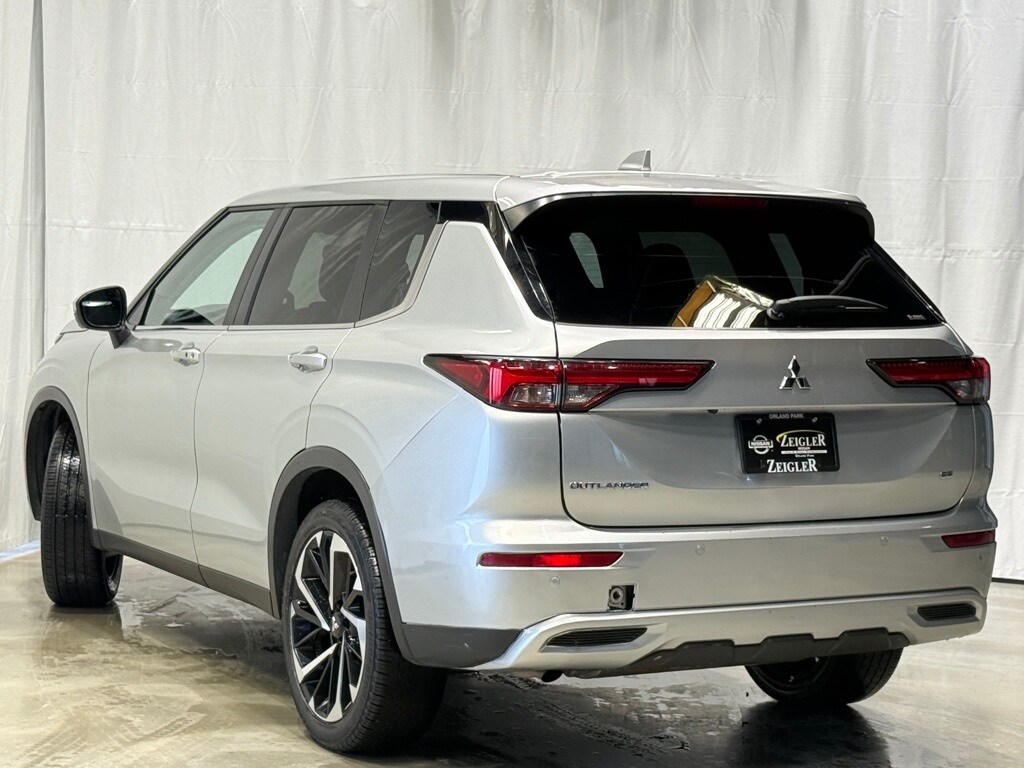 2024 MITSUBISHI OUTLANDER - Image 5
