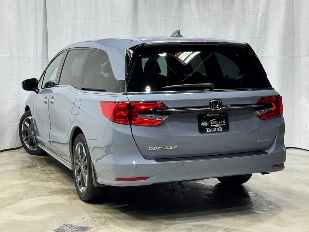 Used 2023 Honda Odyssey Elite Van