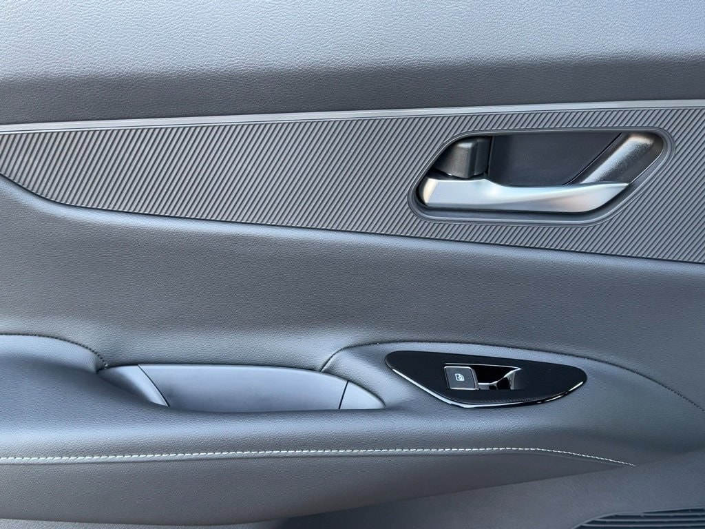 2025 NISSAN MURANO - Image 23