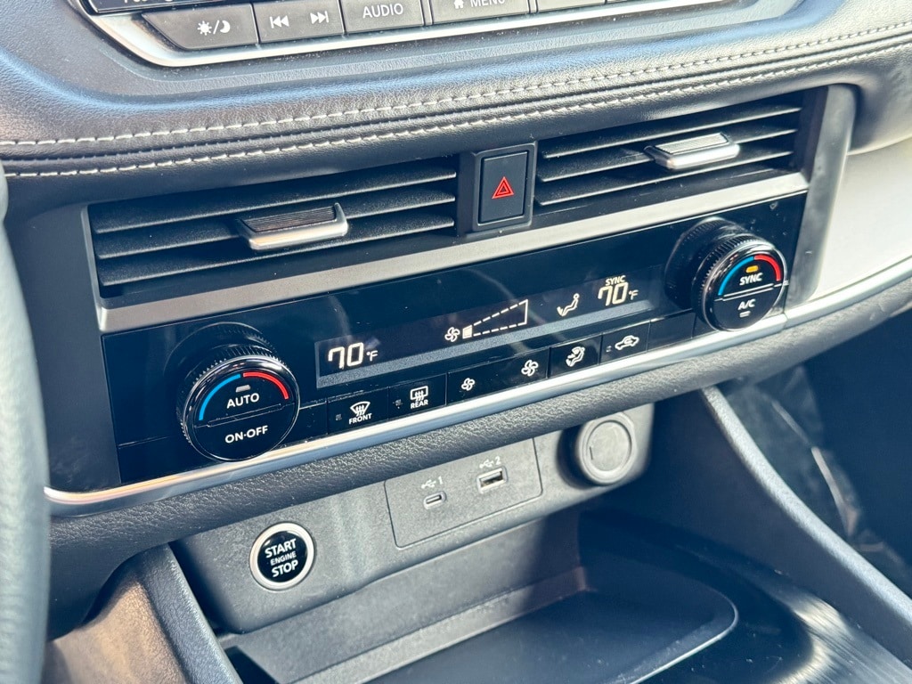 2023 NISSAN ROGUE - Image 13