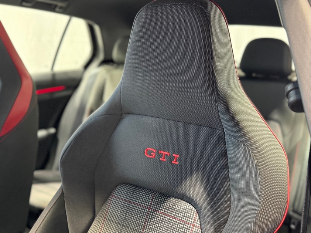 2024 VOLKSWAGEN GOLF GTI - Image 21