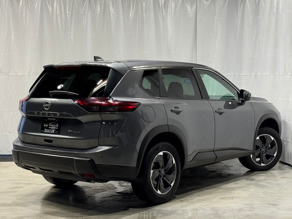 2024 NISSAN ROGUE - Image 4