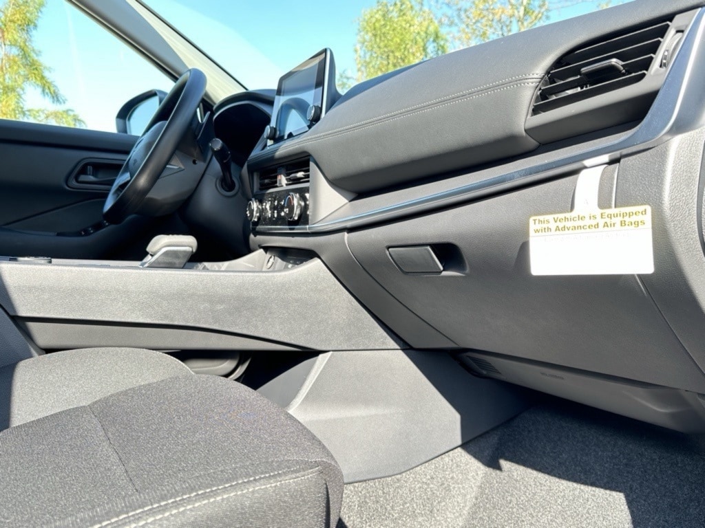 2025 NISSAN ROGUE - Image 24